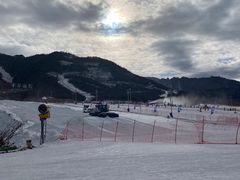 -鳌山滑雪度假区