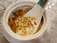 -汗腾格里·风味餐厅(新疆驻京办店)