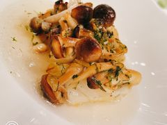 冰岛比目鱼配蟹味菇-Jean Georges