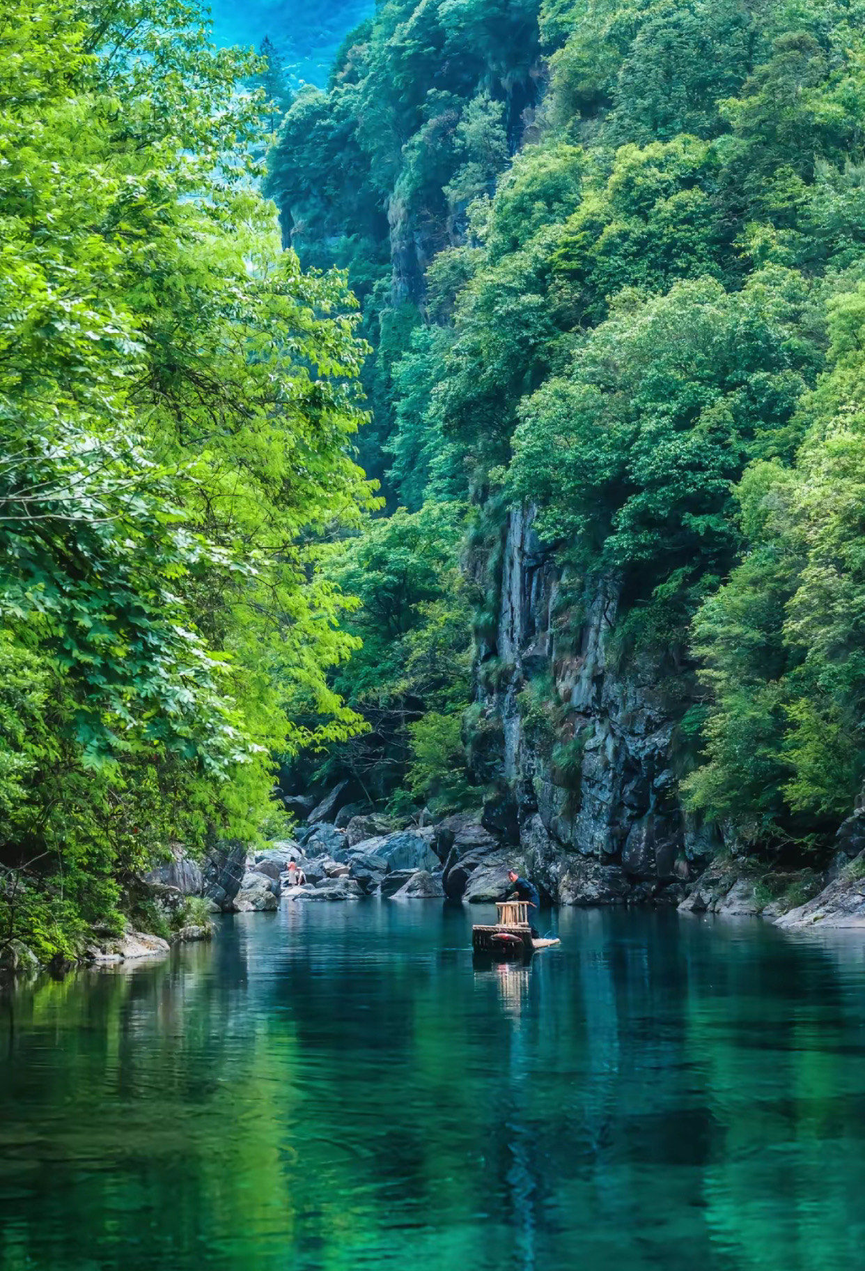 安徽里藏着一个"皖南小九寨沟",很低调但绝美