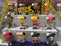 -泡泡玛特POPMART(上海环球港店)