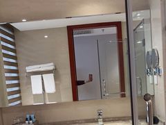 -兴芮温泉度假区