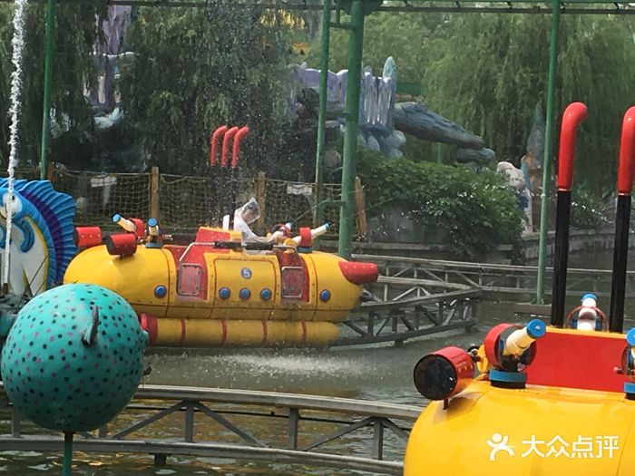 北京石景山游乐园游乐设施图片