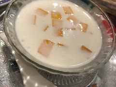 芒果椰汁西米露-广信牛奶甜品世家(台东店)