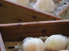 -皇马海口湾海景酒店(万绿园秀英港店)