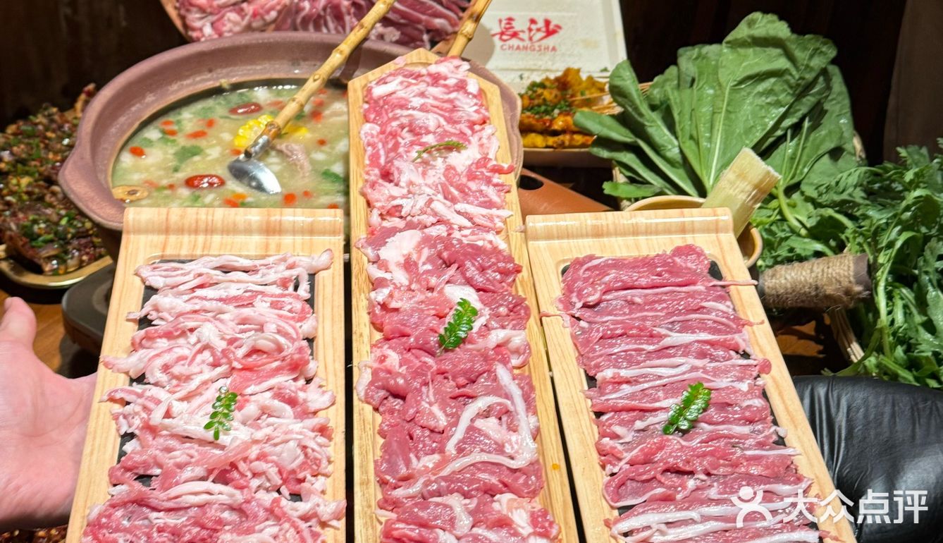 跟着“跑男”来的，这口羊排🍲我还要吃N次💯