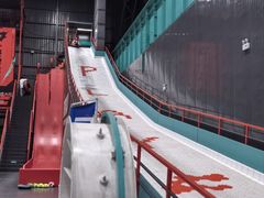 -极限PLAY运动娱乐新世界·团建派对表演休闲馆·室内高空游乐园