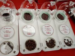 -UNI UNI(环亚凯瑟琳店)