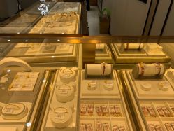 -老凤祥(星悦汇店)