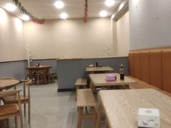 大堂-陈记肥肠面馆