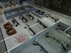 -明月眼镜(三坝店)