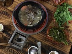 -阿婆情腊排骨火锅(金虹路店)