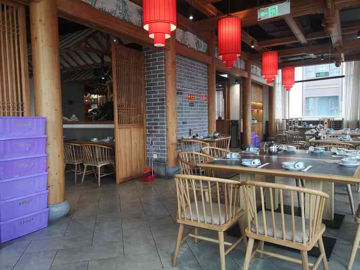 陈傻子餐厅(鼓楼旗舰店)-"地点新安后身鼓楼巷,停车优势免费.不排队.