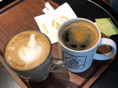 拿铁咖啡-高原家咖啡(博爱路店)