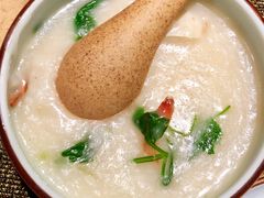 -稻鲜记潮汕砂锅粥