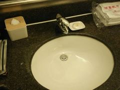 -山东大学学府大酒店(千佛山地铁站店)