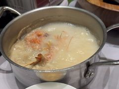 -红鼎豆捞·非遗鲍皇汤火锅(宝丰路店)