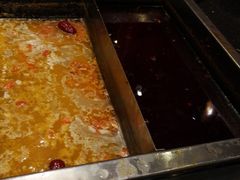 -百年川椒重庆老火锅(光谷店)