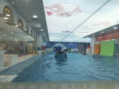 -龙格亲子游泳·水育早教运动中心(龙湾天街店)