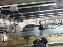 -北汽鹏龙ARCFOX极狐(国贸店)