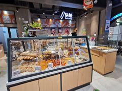 面包甜点陈列柜-盒马鲜生(皇庭广场店)