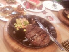 -菲尼克斯牛排店(杉杉奥特莱斯店)