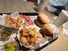 -The Habit Burger Grill 哈比特汉堡(爱琴海店)
