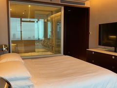 -上海龙之梦万丽酒店