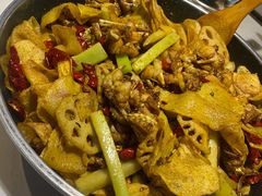 招牌干锅牛蛙-蛙蛙叫干锅年代(簋街总店)