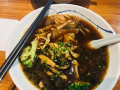 老干妈笋干面-囿面传统制面馆(中央路店)