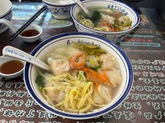 -长人馄饨铺(解放街店)