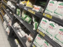 -家乐福(川沙店)