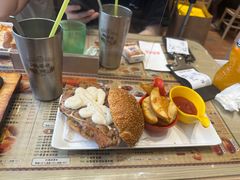 -红茶冰室(伟晴街店)