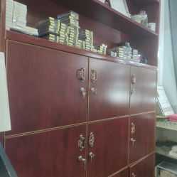 -花岐款式专研健康美甲沙龙