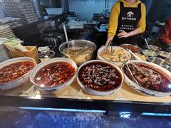 -八一路好吃街(雨田商务大厦店)