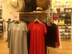 -优衣库(重庆万象城店)