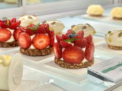 -潮一不贰·法式甜品·生日蛋糕·西式简餐(外滩店)