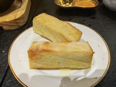 -何妹湿辣牛肉·粤式烧烤砂煲(桂雅路店)