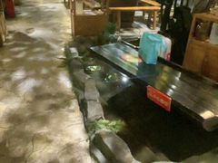-城墙拐拐火锅(三峡广场黑金冠店)