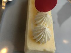 -必胜客(尹山湖歌林公园店)