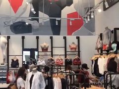 -lululemon(比斯特购物村店)