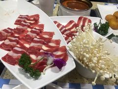 -魔法帽酱料牛肉小火锅(米兰店)