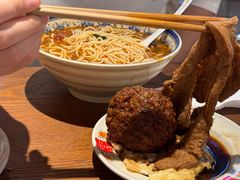 -辣肉面大王(天平路店)