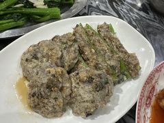 煎酿尖椒拼鱼饼-红星光发煲仔饭(大石街店)