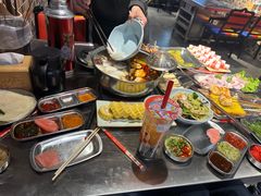 -马路牙子烧烤音乐酒馆(望京店)