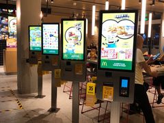 门面-麦当劳(国际社区店)