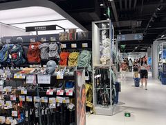 -迪卡侬(环球港店)