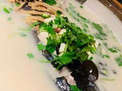 姜君千岛湖鱼头-姜君·千岛湖鱼头馆(浦东大道店)