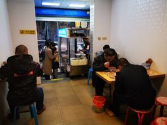 -刘老虎肉丸糊辣汤(总店)
