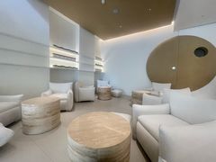 一楼等候区域-左右Massage/Spa(长寿路店)